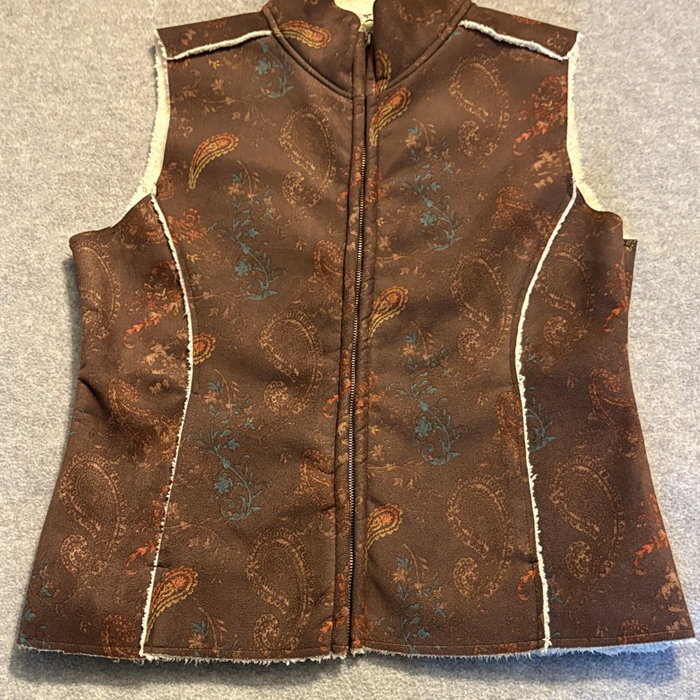 Elegant Brown Paisley Women's Vest